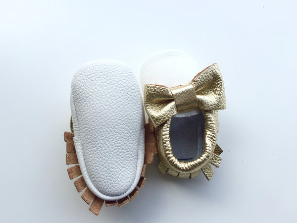 Baby Moccasins - White and Gold Leather with Bow