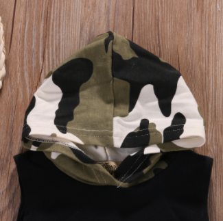 Baby/Toddler Camouflage Hoodie/Shorts